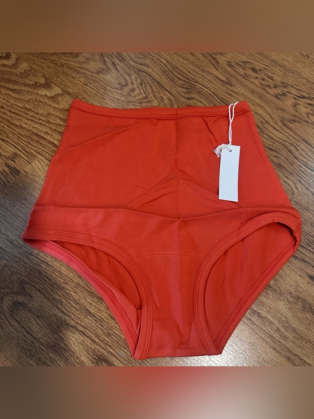 ARQ High-Waist CADMIUM Red briefs red size XS NWT